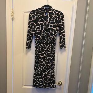 Joseph Ribkoff Black and White V-Neck Sheath Dress